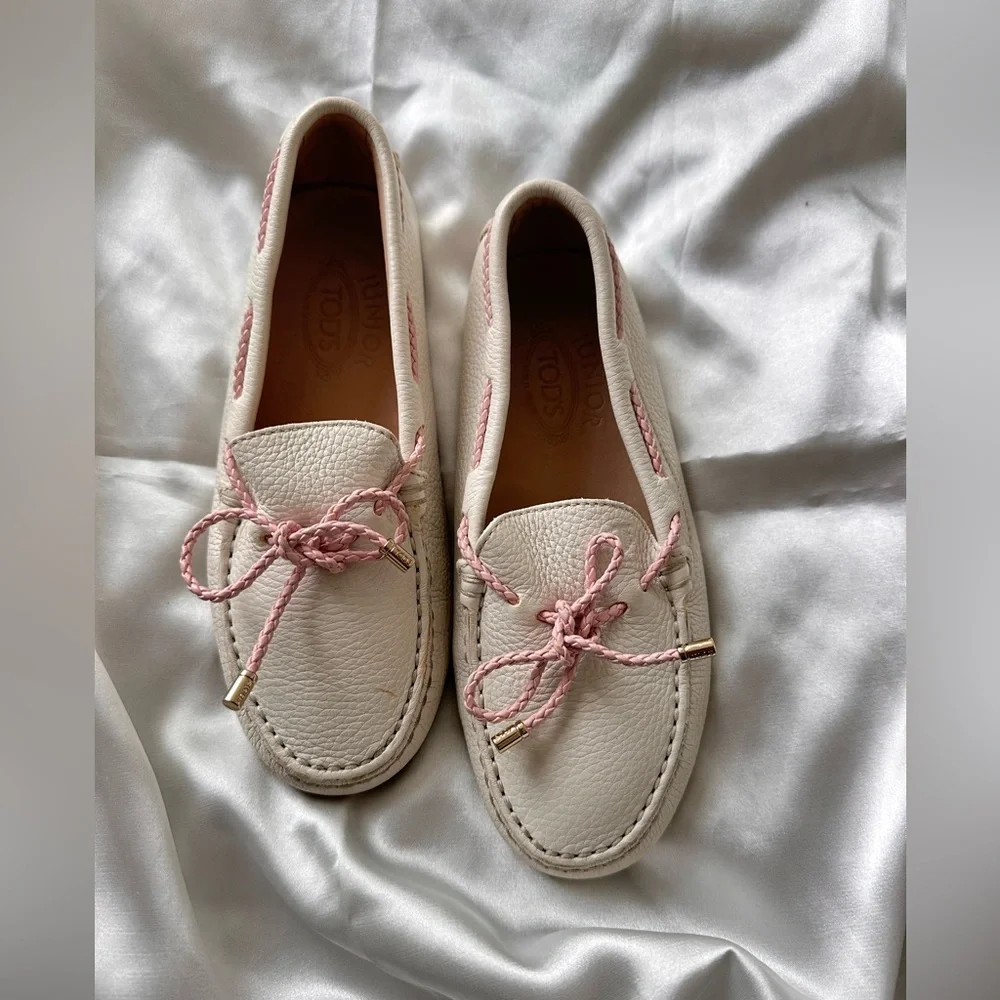 TOD’s Elegant White and Pink Women's Loafers